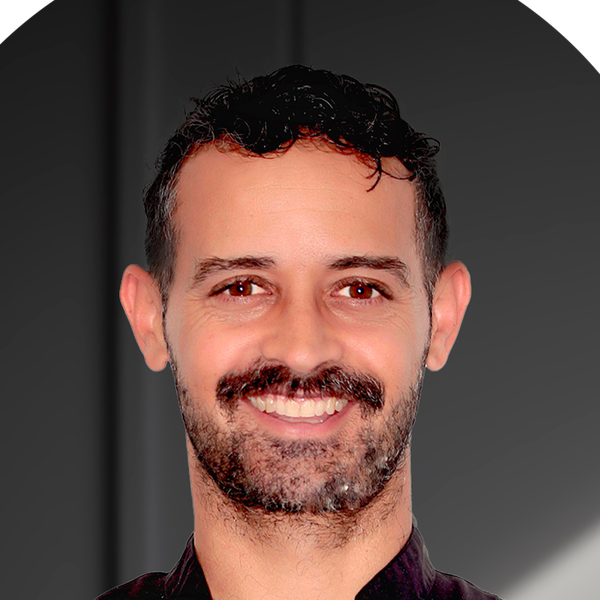 Dr. Fabio Valenciano
